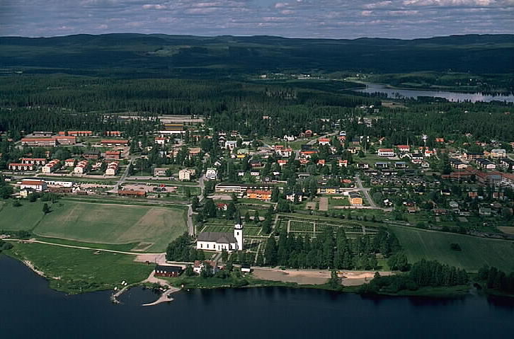 Torp church and the village of Fränsta from the air